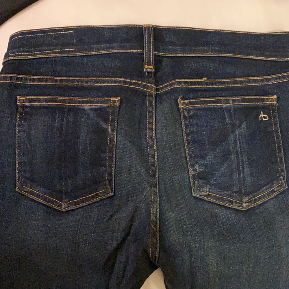 Rag & bone size 26 ripped knee darker wash AYOYAMA